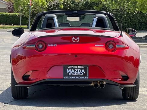 New 2026 MAZDA MX-5 Miata Sport w/ Appearance Package RWD image 5