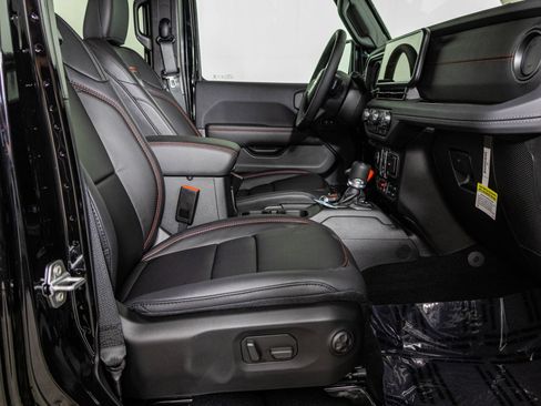 New 2026 Jeep Wrangler Unlimited Rubicon AWD/4WD image 39