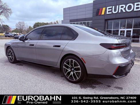 Used 2023 BMW 740i RWD image 30