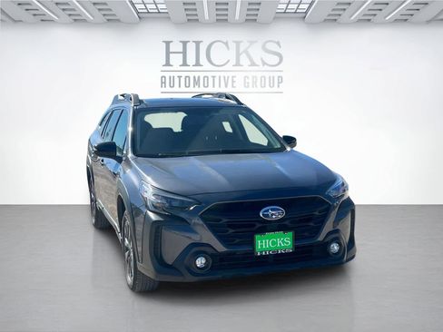 Certified 2024 Subaru Outback Onyx Edition XT image 3