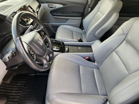 Used 2019 Honda Pilot Elite image 14