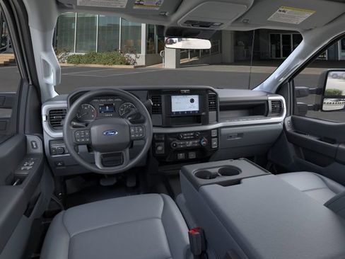 New 2026 Ford F350 XL w/ 360-Degree Camera Package RWD image 9