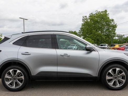 Used 2024 Ford Escape Platinum AWD/4WD image 5