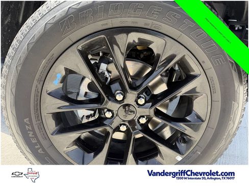 Used 2023 Jeep Wrangler Unlimited Sahara w/ Cold Weather Group AWD/4WD image 9