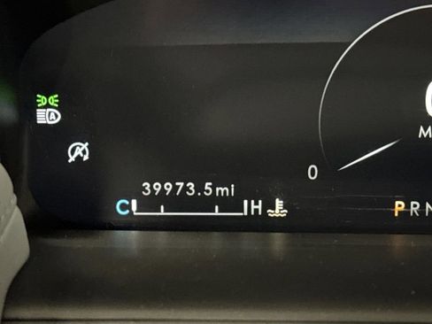 Used 2022 Lincoln Nautilus Reserve image 6