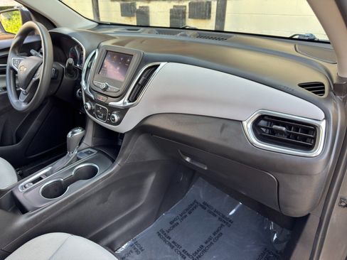 Used 2020 Chevrolet Equinox LT AWD/4WD image 13