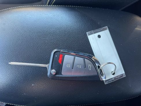 Used 2016 Kia Soul + FWD image 25
