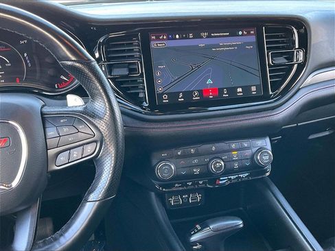 Used 2024 Dodge Durango GT image 18
