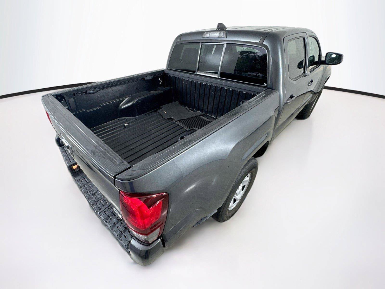 Used 2023 Toyota Tacoma SR AWD/4WD image 30