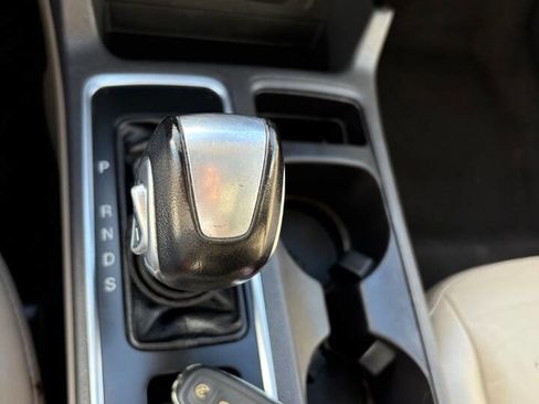 Used 2019 Ford Escape Titanium image 25