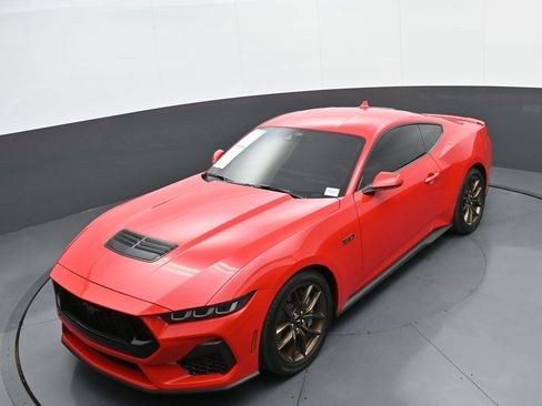 Used 2024 Ford Mustang GT Premium image 31