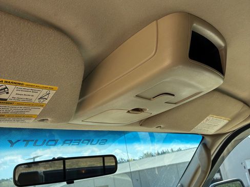 Used 2005 Ford F350 4x4 Crew Cab DRW Super Duty image 20