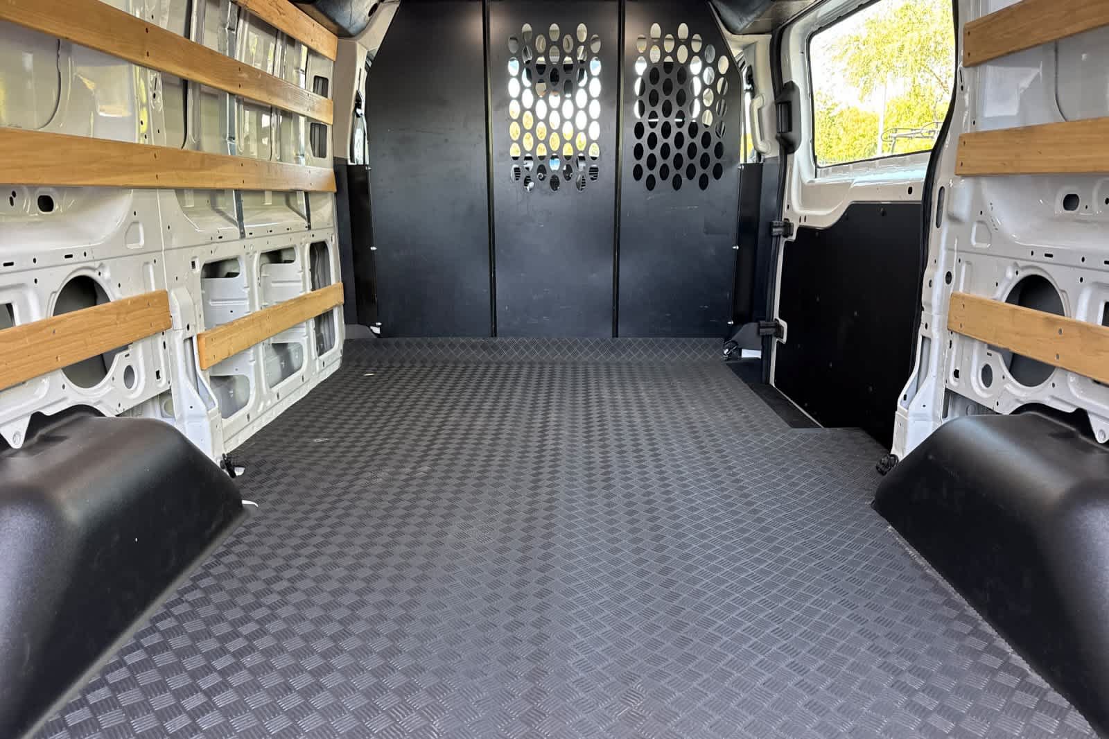 Used 2025 Ford Transit 250 Low Roof w/ Exterior Upgrade Package RWD image 14