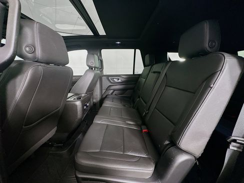 Used 2022 Chevrolet Tahoe LT w/ Luxury Package AWD/4WD image 29