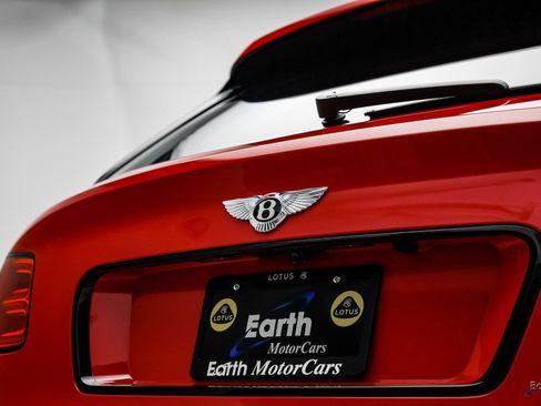 Used 2019 Bentley Bentayga image 31