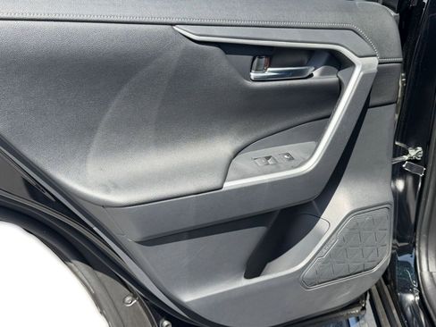 Certified 2025 Toyota RAV4 Limited w/ Advanced Technology Package image 27