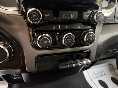 Used 2025 RAM 1500 Big Horn AWD/4WD image 61