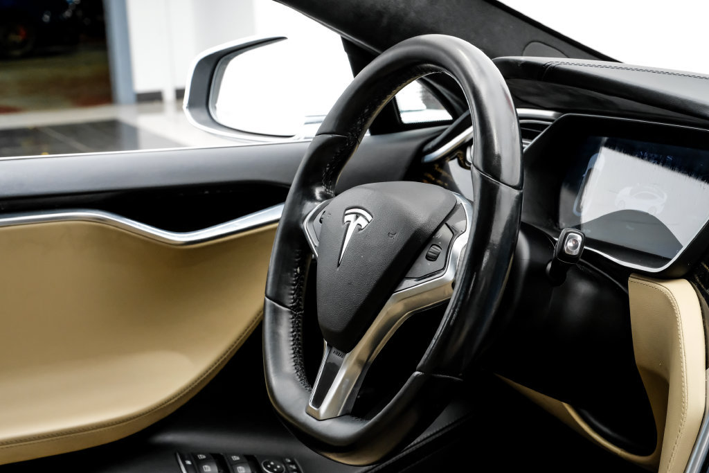 Used 2016 Tesla Model S 75 RWD image 15