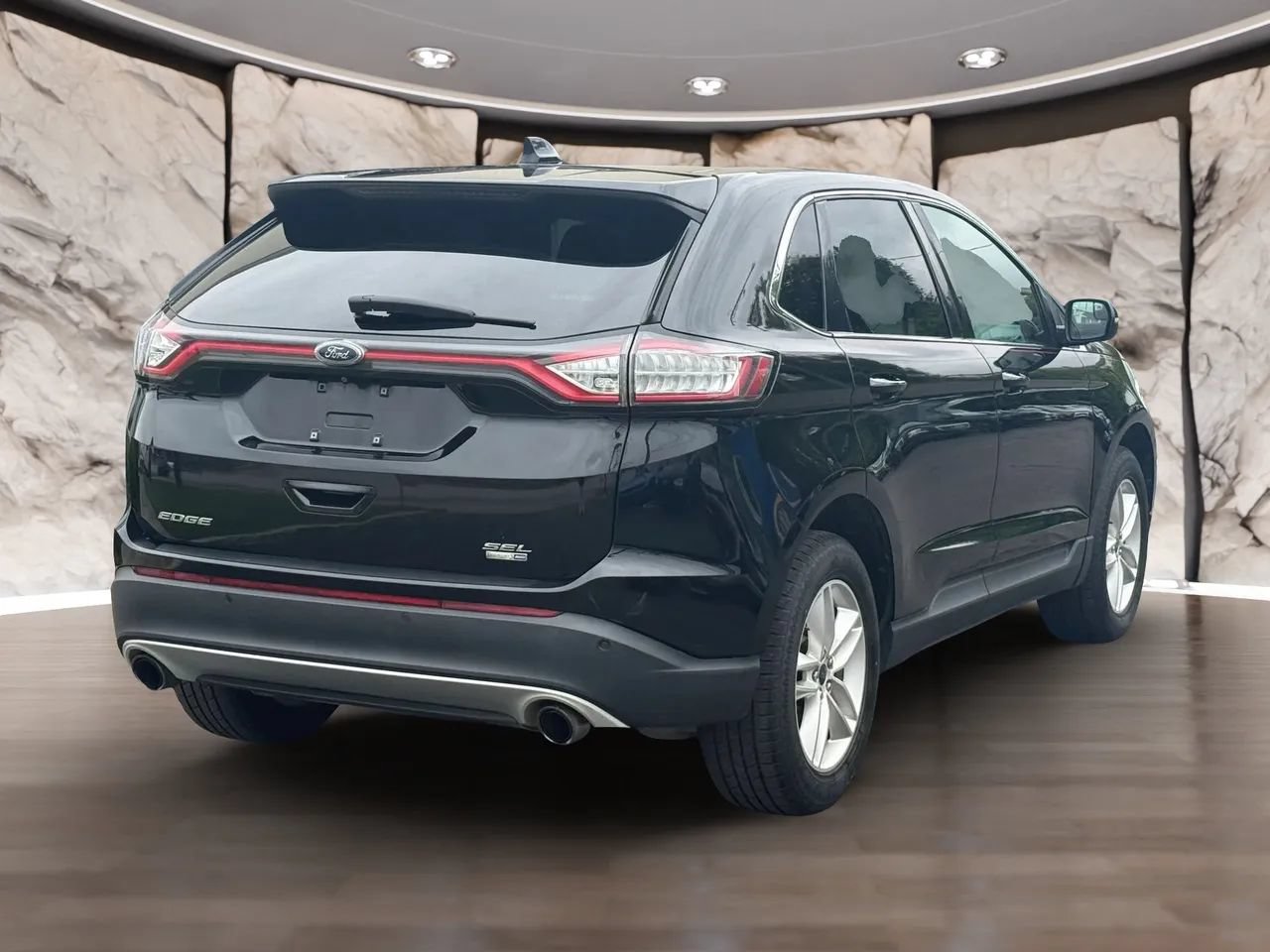 Used 2017 Ford Edge SEL w/ Cargo Accessory Package AWD/4WD image 7