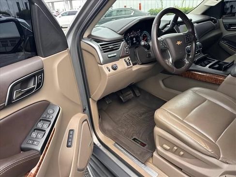 Certified 2017 Chevrolet Tahoe Premier RWD image 16