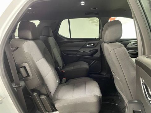 Used 2023 Chevrolet Traverse LT w/ Midnight/Sport Edition AWD/4WD image 21