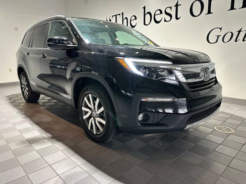Used 2019 Honda Pilot EX image 1