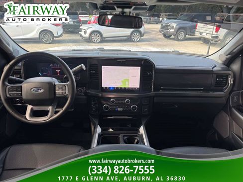 Used 2025 Ford F250 Lariat AWD/4WD image 14