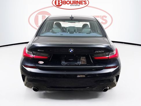 Used 2019 BMW 330i xDrive Sedan w/ M Sport Package image 10