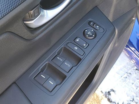 Certified 2023 Honda CR-V EX image 9