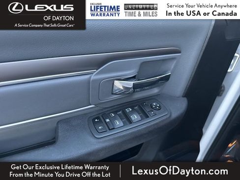 Used 2022 RAM 1500 Classic SLT image 12