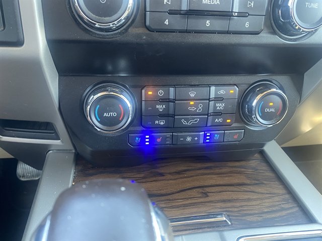 Used 2019 Ford F150 Lariat AWD/4WD image 22