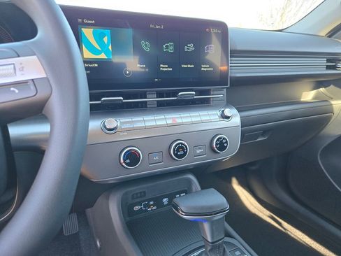 New 2026 Hyundai Kona SE image 12