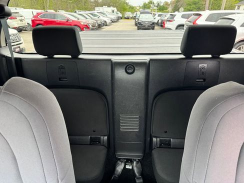 Used 2024 Nissan Frontier S w/ Technology Package AWD/4WD image 19