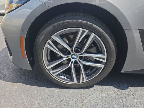 Used 2026 BMW 430i w/ Premium Package RWD image 7