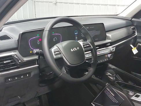 New 2025 Kia Telluride S image 18