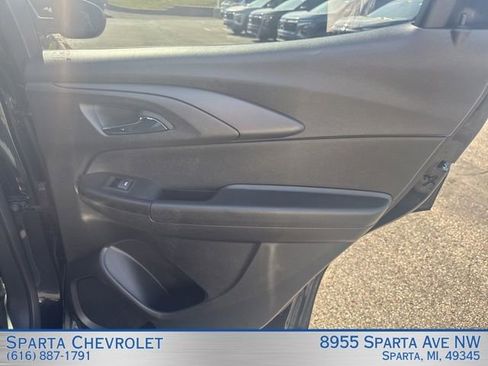 Used 2023 Chevrolet TrailBlazer LT w/ Convenience Package AWD/4WD image 28