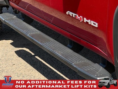 Used 2026 GMC Sierra 2500 AT4 AWD/4WD image 5