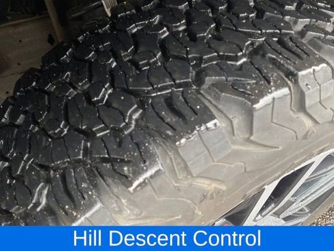 Used 2021 GMC Sierra 1500 AT4 image 22