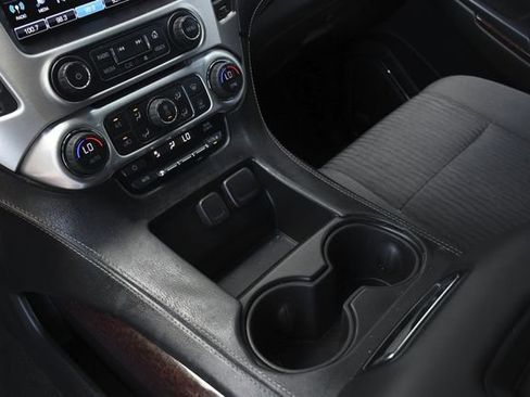 Used 2018 GMC Yukon SLE w/ SLE Value Package image 12