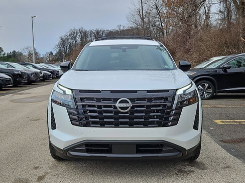 New 2026 Nissan Pathfinder SV AWD/4WD image 2