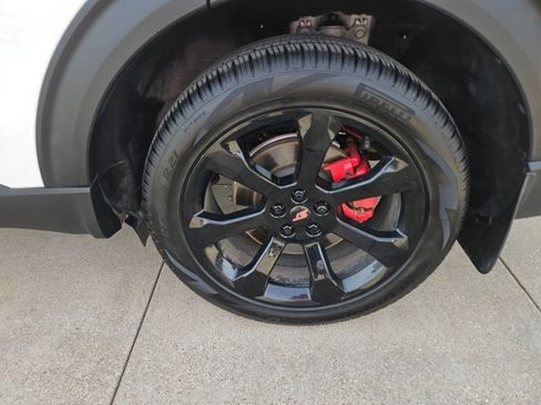 Used 2022 Ford Explorer ST w/ Equipment Group 401A image 8