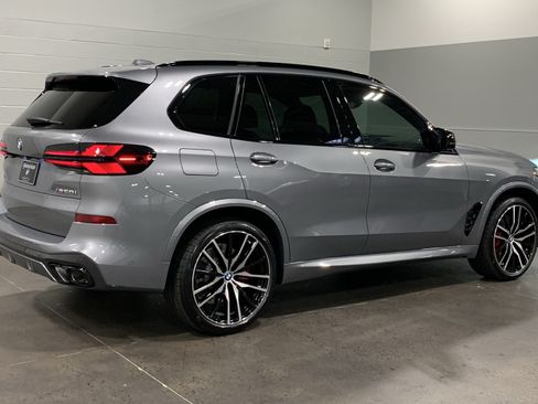 Used 2026 BMW X5 M60i w/ Climate Comfort Package AWD/4WD image 8