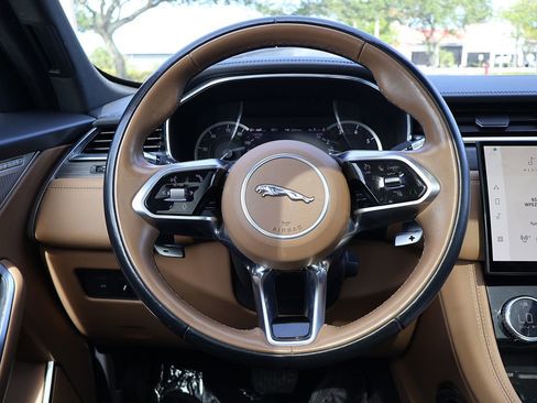 Used 2022 Jaguar F-PACE S AWD/4WD image 43