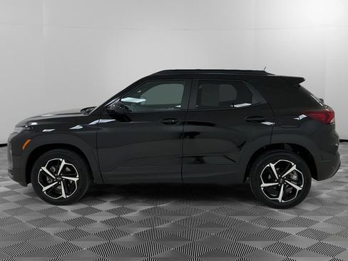 Certified 2023 Chevrolet TrailBlazer RS w/ Confidence II Package AWD/4WD image 2