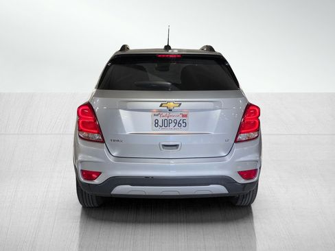 Used 2019 Chevrolet Trax LT w/ LT Convenience Package image 6