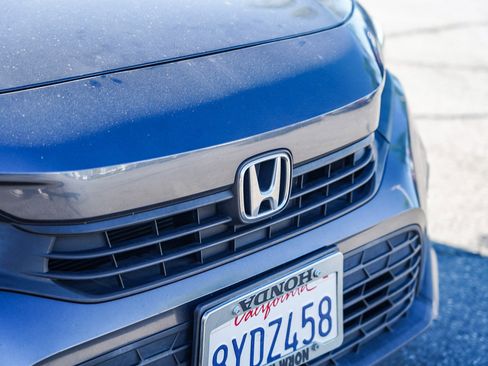 Certified 2022 Honda Civic Sport image 3