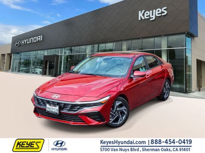 Certified 2025 Hyundai Elantra SEL