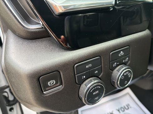 Used 2023 Chevrolet Silverado 1500 LT AWD/4WD image 13