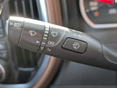 Used 2019 Chevrolet Silverado 1500 High Country AWD/4WD image 30