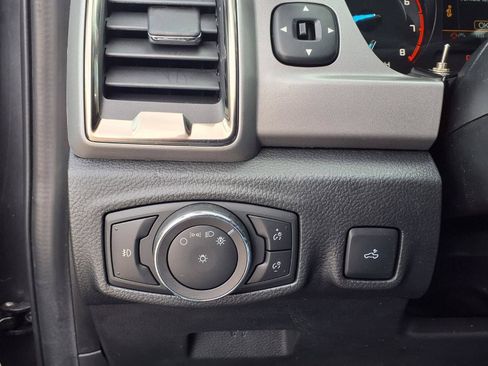Used 2023 Ford Ranger XLT w/ Equipment Group 301A Mid AWD/4WD image 22